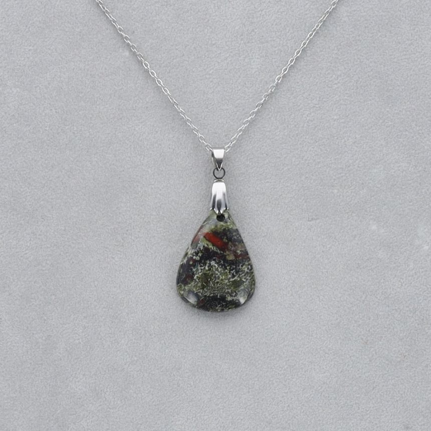 Dragon Vert Cabochon percé 23