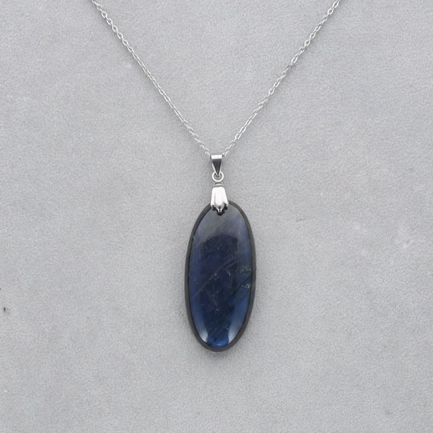 Labradorite Extra Cabochon percé 42