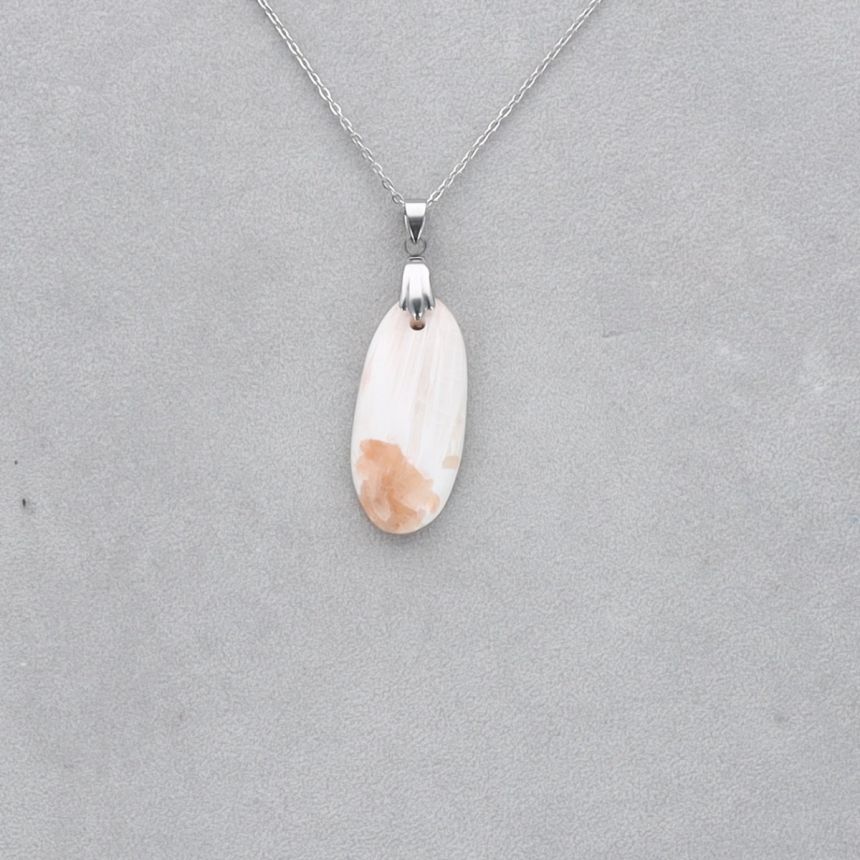 Scolécite Rose Cabochon percé 38